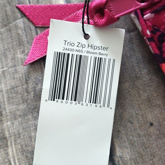 Vera Bradley Triple Zip Hipster Crossbody Bag - Picture 15 of 16